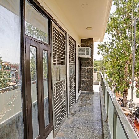 Hotel O Golden Key Inn Punjabi Bagh نيودلهي المظهر الخارجي الصورة