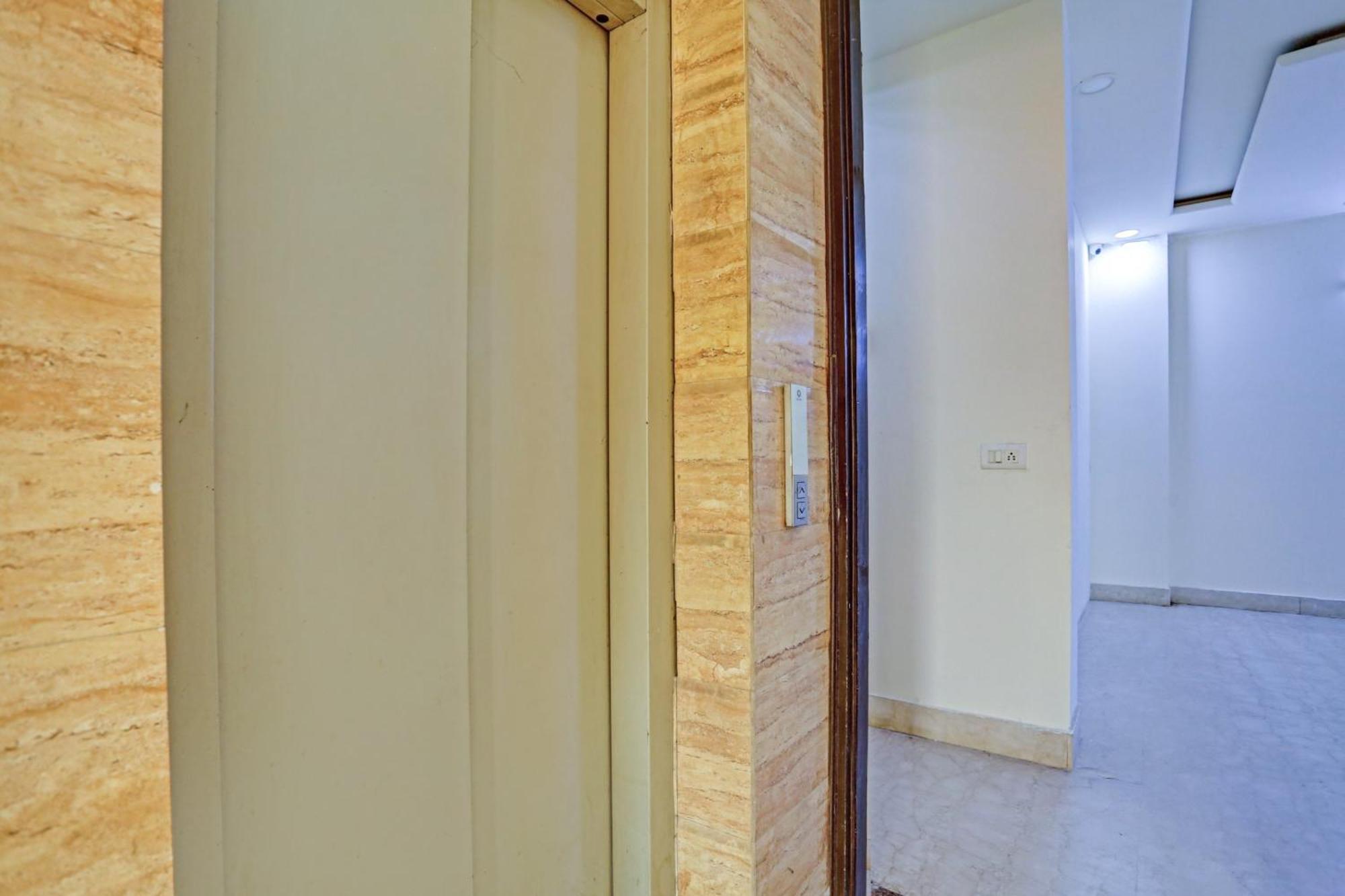 Hotel O Golden Key Inn Punjabi Bagh نيودلهي المظهر الخارجي الصورة