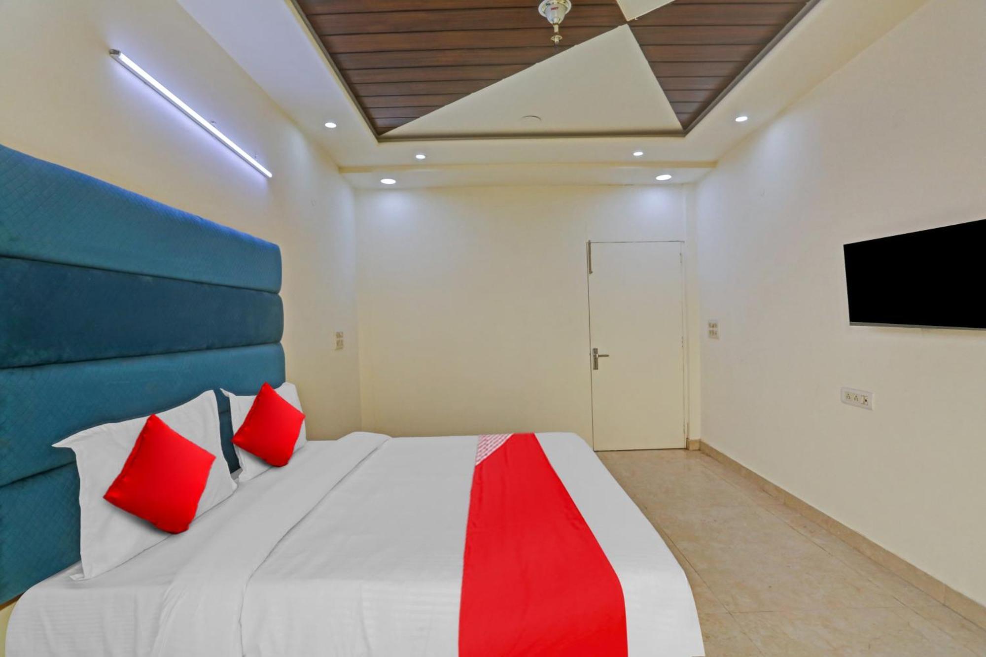 Hotel O Golden Key Inn Punjabi Bagh نيودلهي المظهر الخارجي الصورة