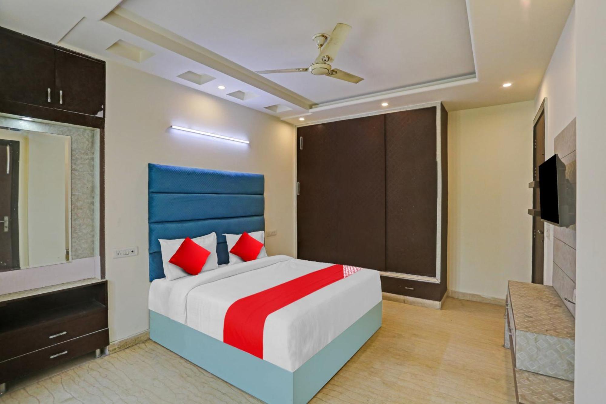 Hotel O Golden Key Inn Punjabi Bagh نيودلهي المظهر الخارجي الصورة