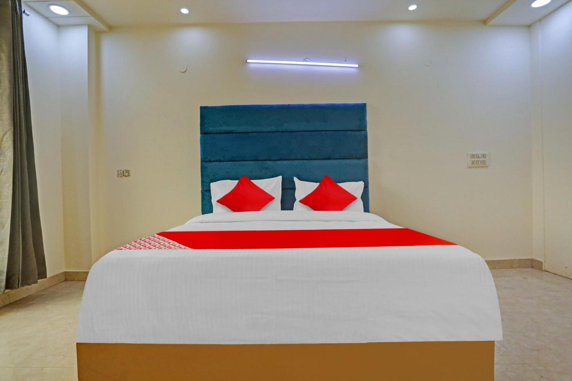 Hotel O Golden Key Inn Punjabi Bagh نيودلهي المظهر الخارجي الصورة